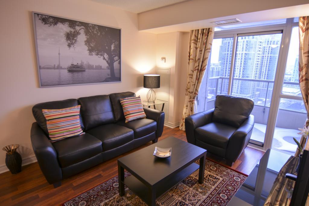 Maplewood Suites - Square One Mississauga Kamer foto
