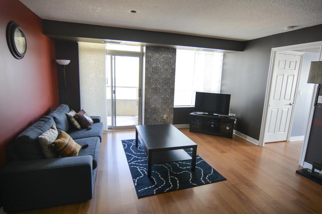 Maplewood Suites - Square One Mississauga Kamer foto