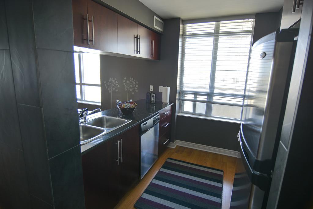 Maplewood Suites - Square One Mississauga Kamer foto