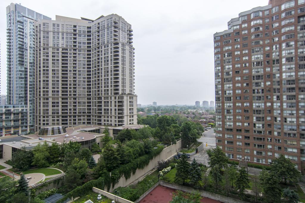 Maplewood Suites - Square One Mississauga Kamer foto