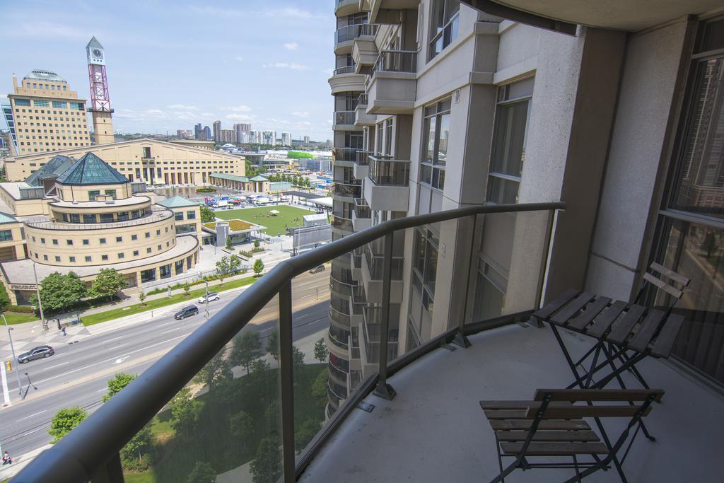 Maplewood Suites - Square One Mississauga Kamer foto